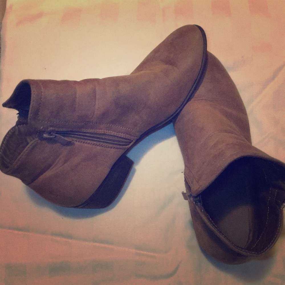 Ankle boots